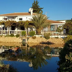Casa Olivar Couette-café Tocon